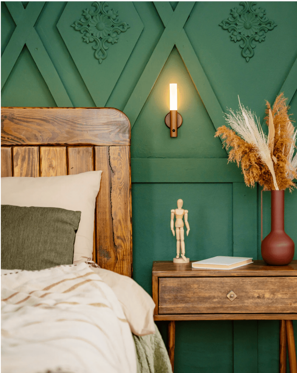 Rechargeable Wooden Sconce Weram